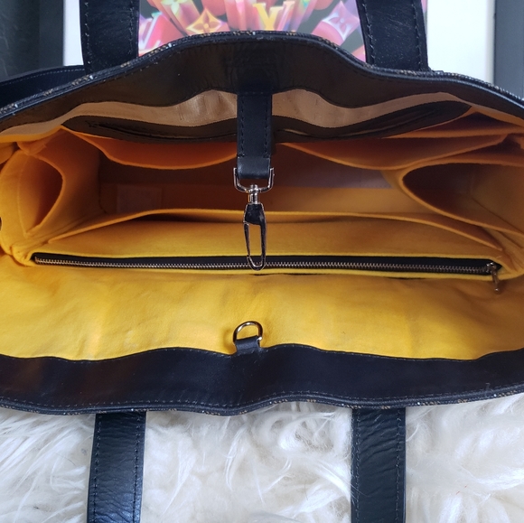 ❗ SOLD ❗ Stunning Goyard Voltaire Black & Brown Chevron Tote Bag - Picture 5 of 16